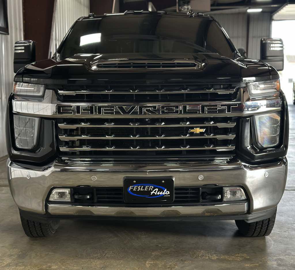 Used 2021 Chevrolet Silverado 3500 LTZ w/ LTZ Plus Package image 2