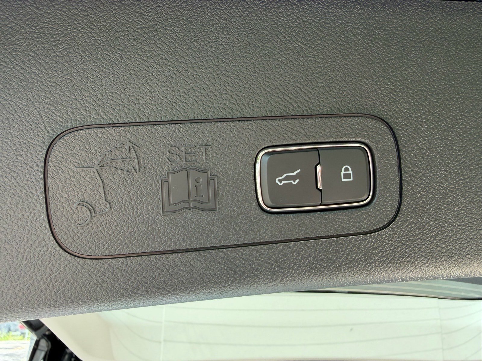 New 2026 Lincoln Aviator Reserve AWD/4WD image 18