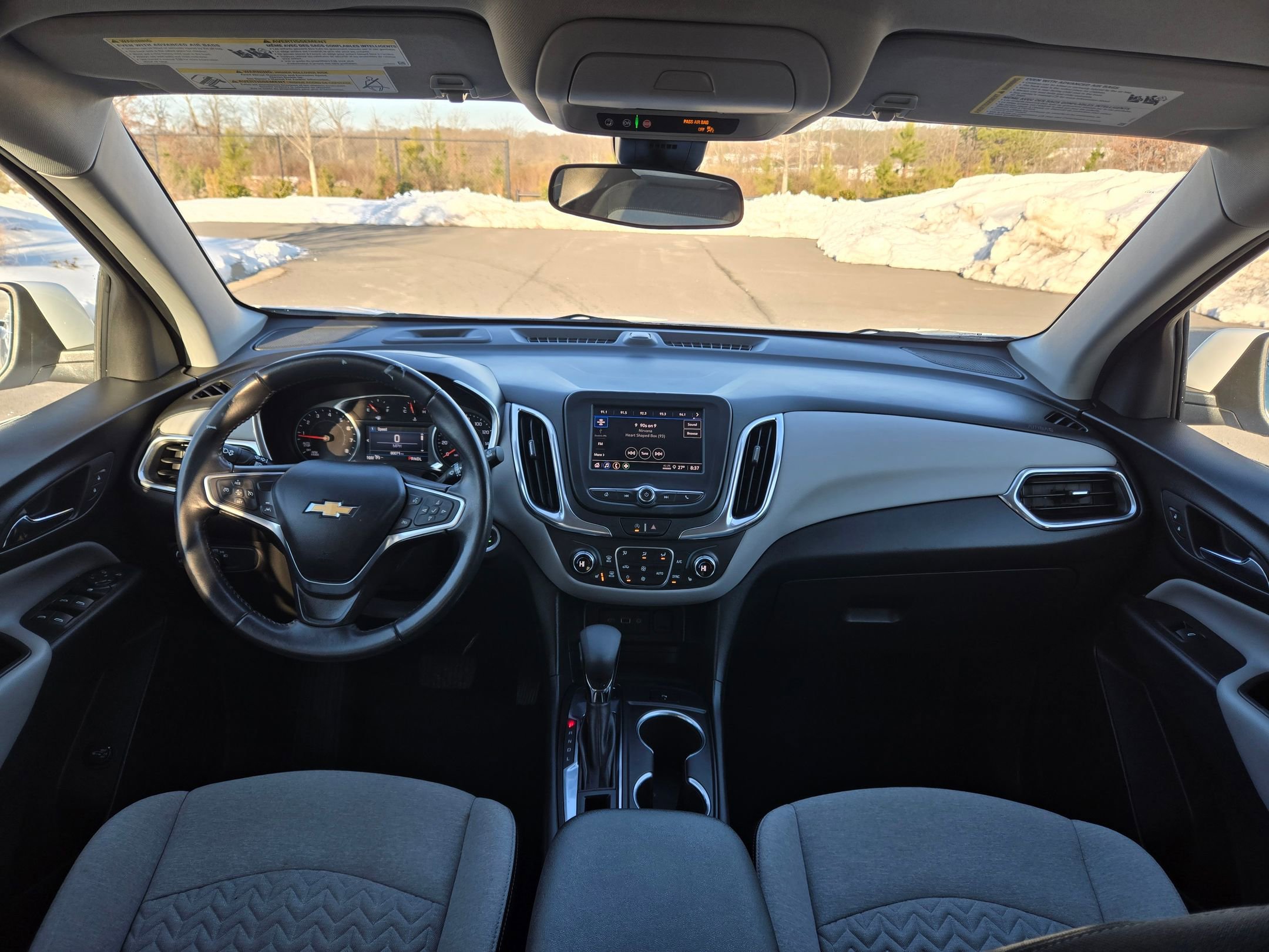 Used 2022 Chevrolet Equinox LT w/ Driver Convenience Package image 10