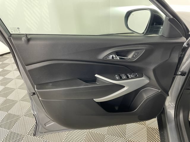 New 2026 Chevrolet Trax RS w/ Driver Confidence Package FWD image 13