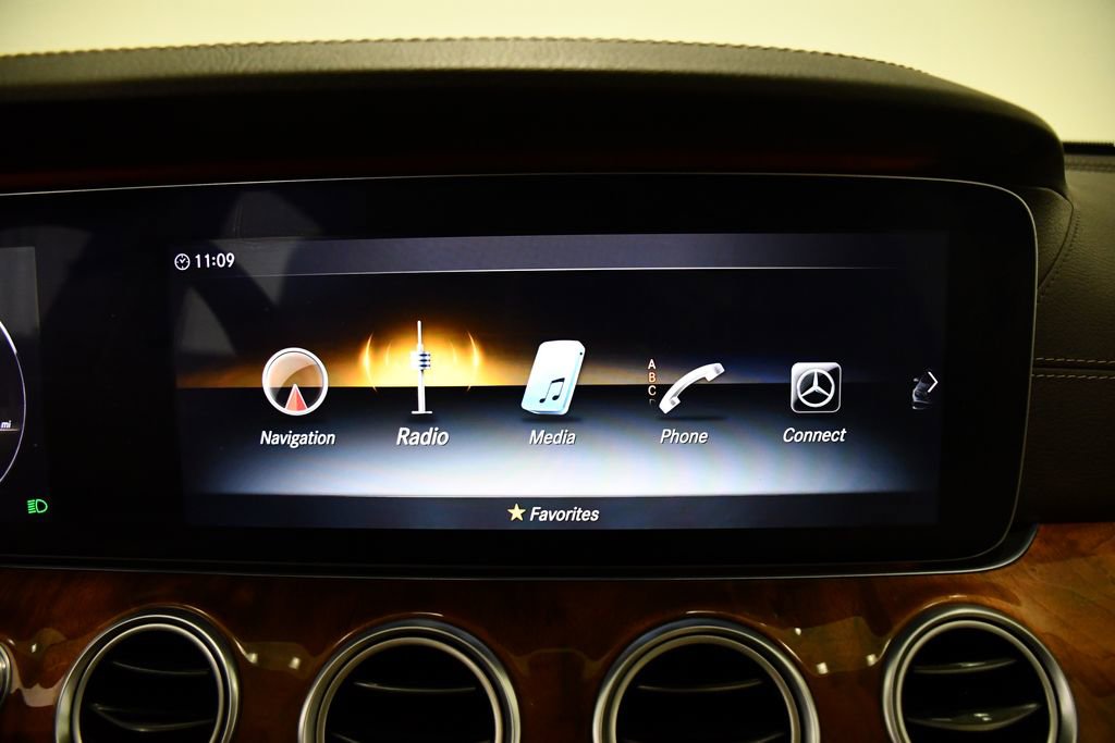 Used 2019 Mercedes-Benz E 450 4MATIC Wagon image 13