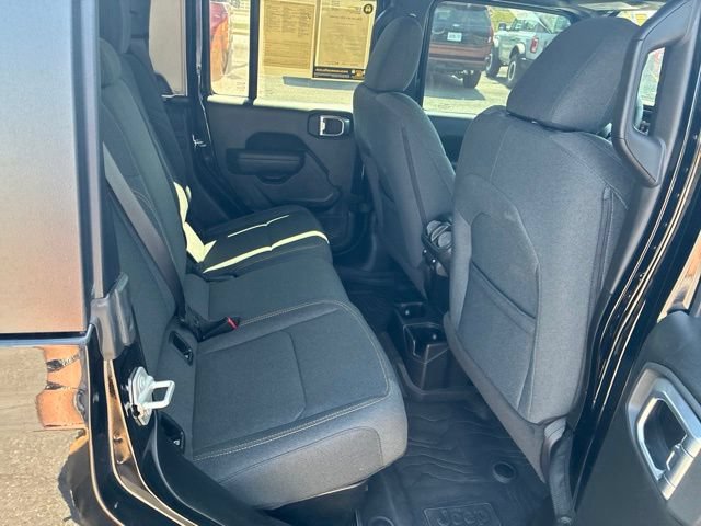 Used 2024 Jeep Gladiator Sport AWD/4WD image 66