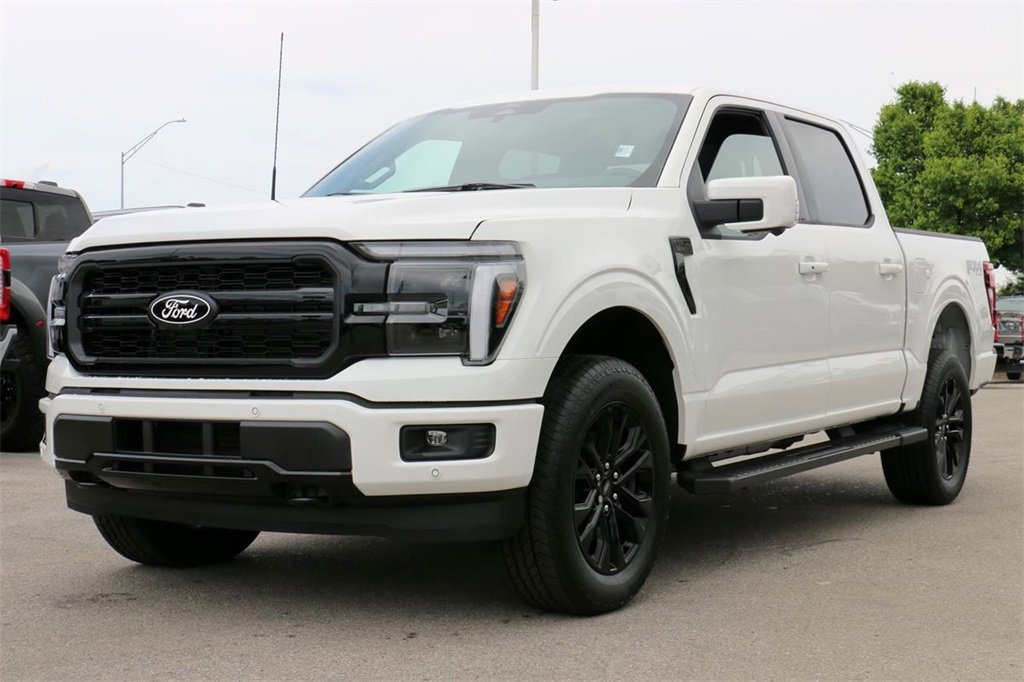 New 2025 Ford F150 Lariat w/ Equipment Group 502A High