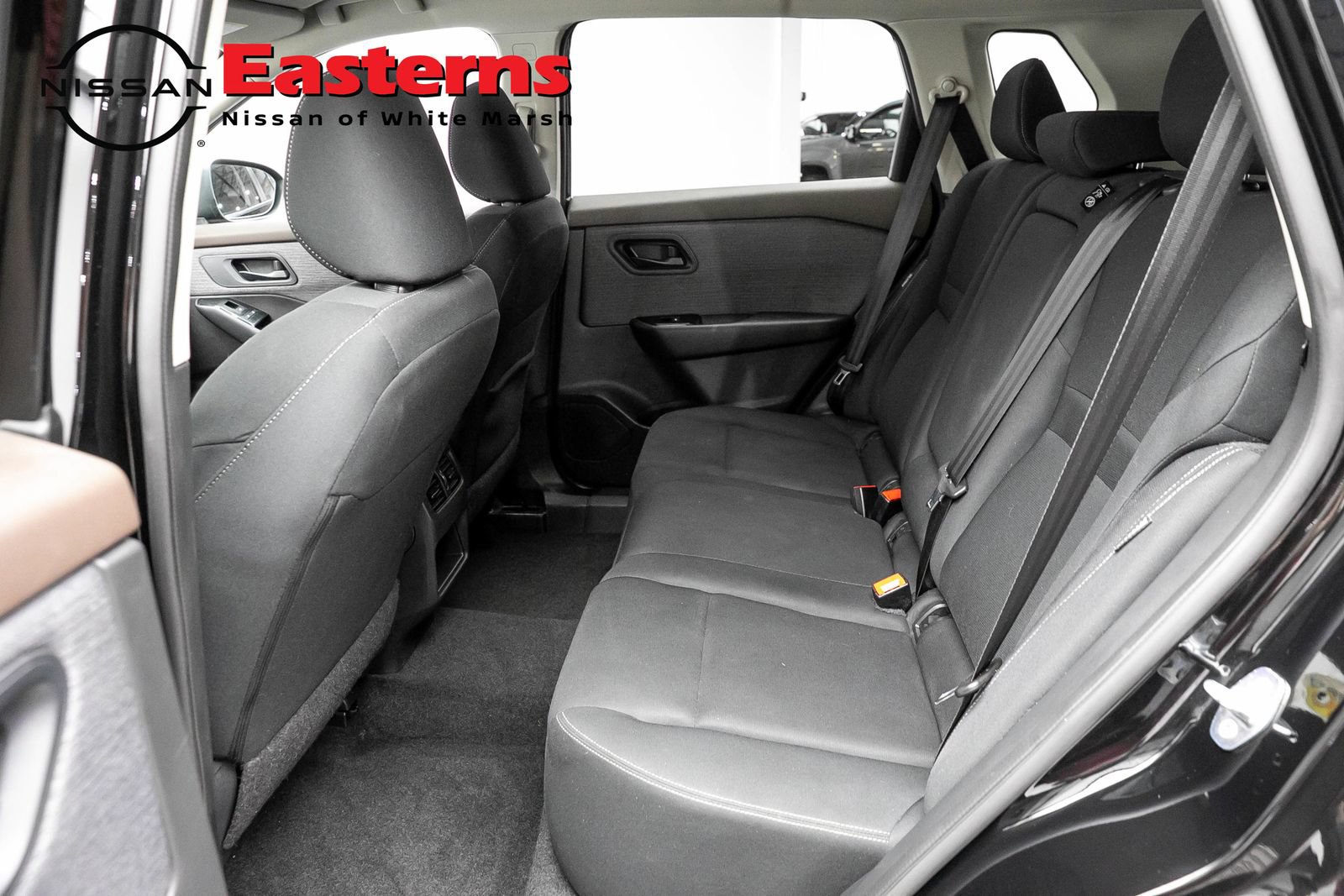 Used 2023 Nissan Rogue S AWD/4WD image 21