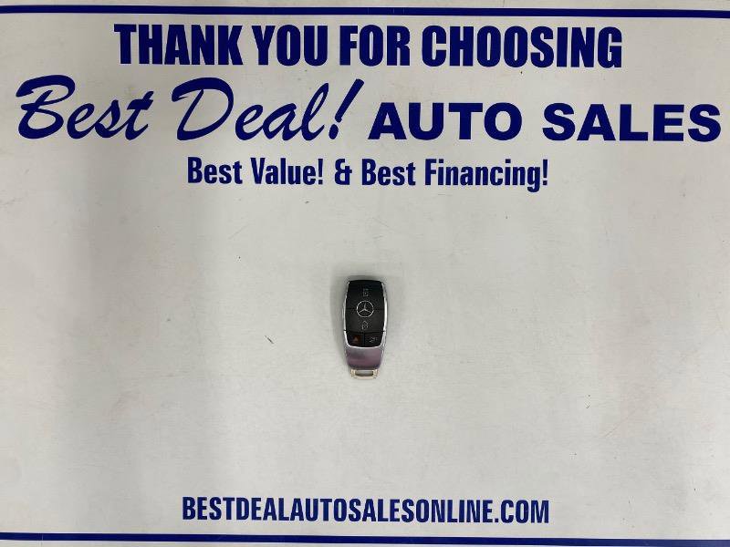 Used 2019 Mercedes-Benz C 300 Sedan image 29