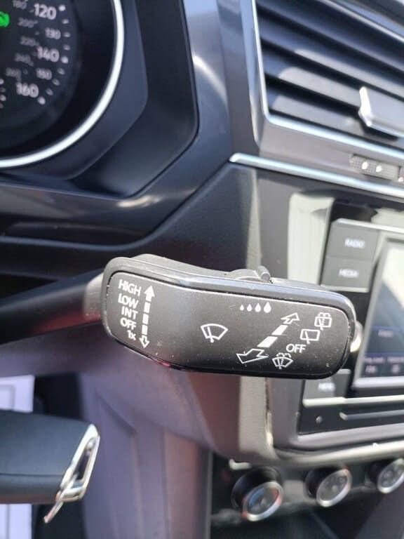 Used 2021 Volkswagen Tiguan S image 22