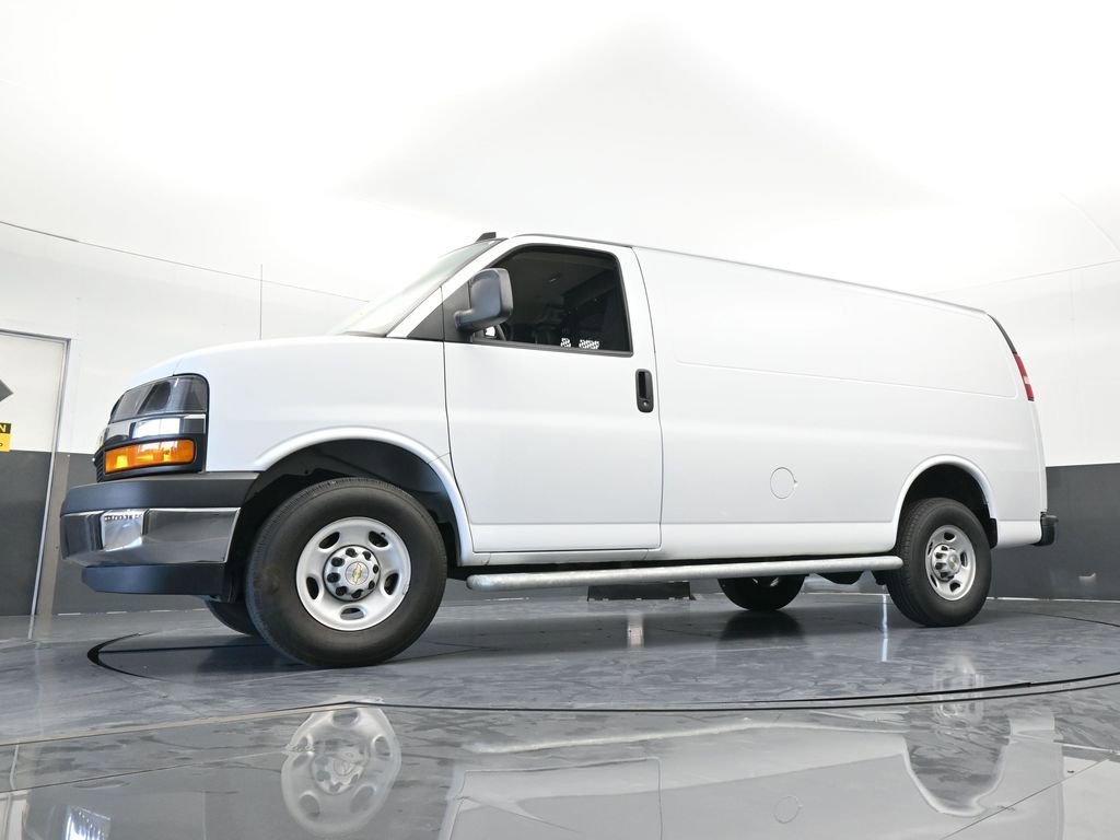 Used 2024 Chevrolet Express 2500 w/ Driver Convenience Package image 48