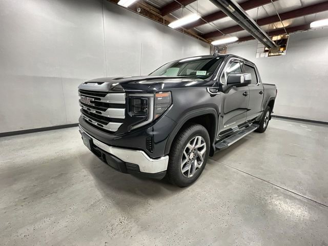 Certified 2025 GMC Sierra 1500 SLE w/ Preferred Package AWD/4WD image 4