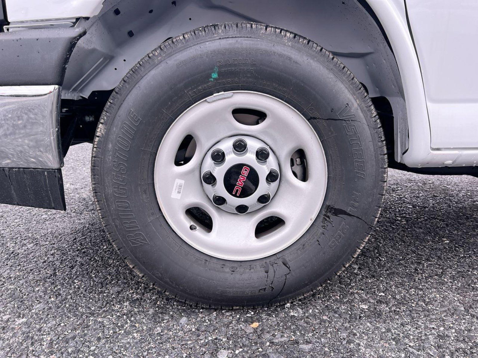 New 2025 GMC Savana 3500 w/ Power Convenience Package image 12