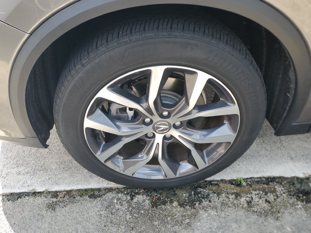 Used 2024 Acura MDX w/ Technology Package FWD image 4