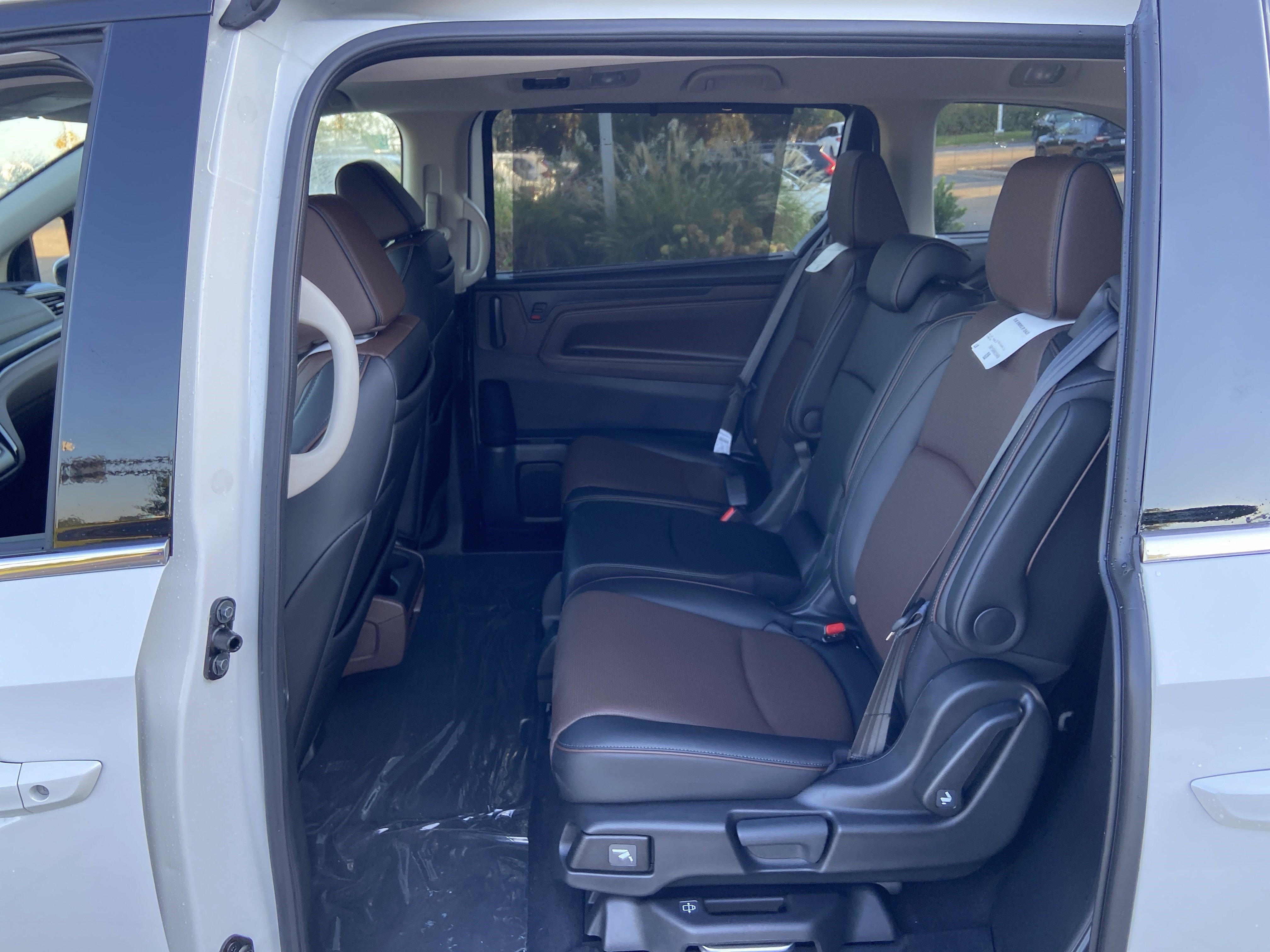 New 2027 Honda Odyssey Elite image 46