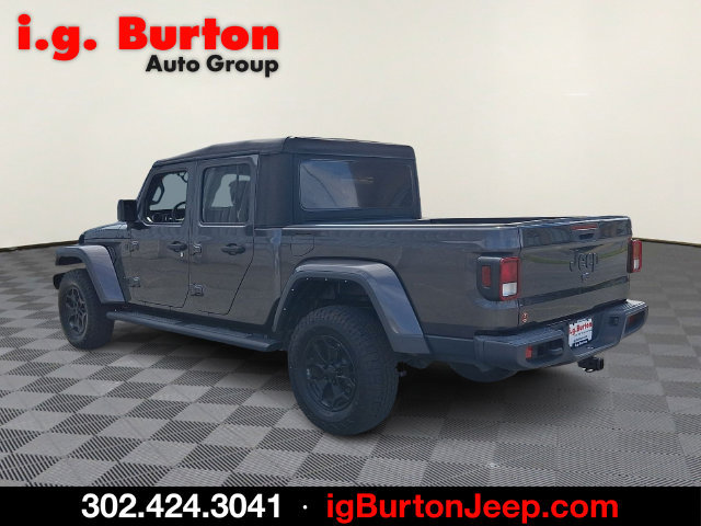 Used 2022 Jeep Gladiator Sport AWD/4WD image 4