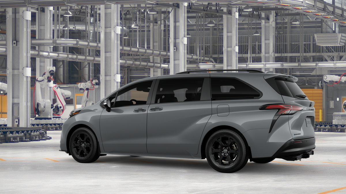 New 2026 Toyota Sienna XLE Woodland Edition AWD/4WD image 7