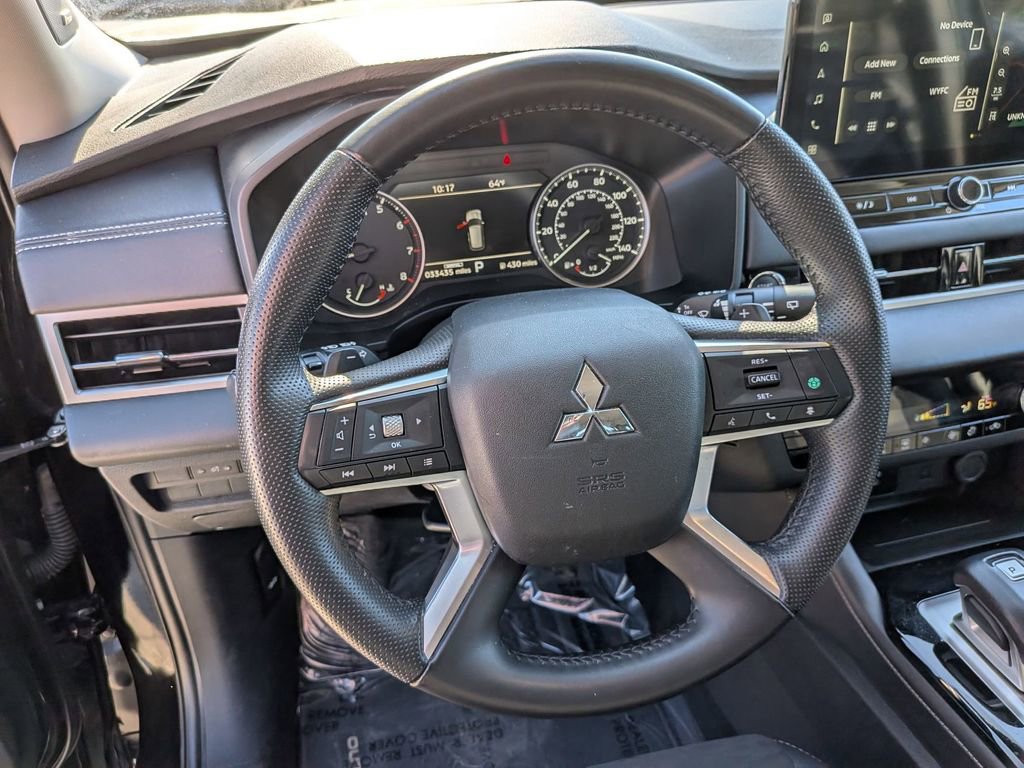 Used 2025 Mitsubishi Outlander SE image 23