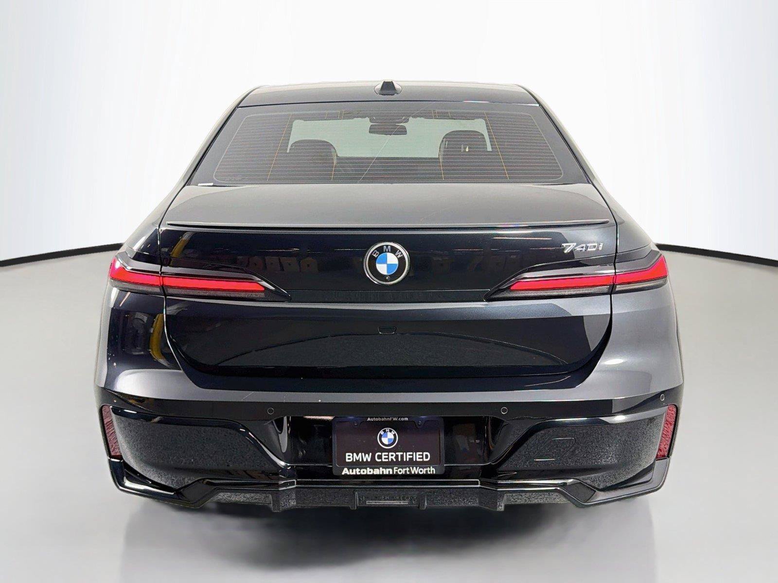 Used 2023 BMW 740i RWD image 6
