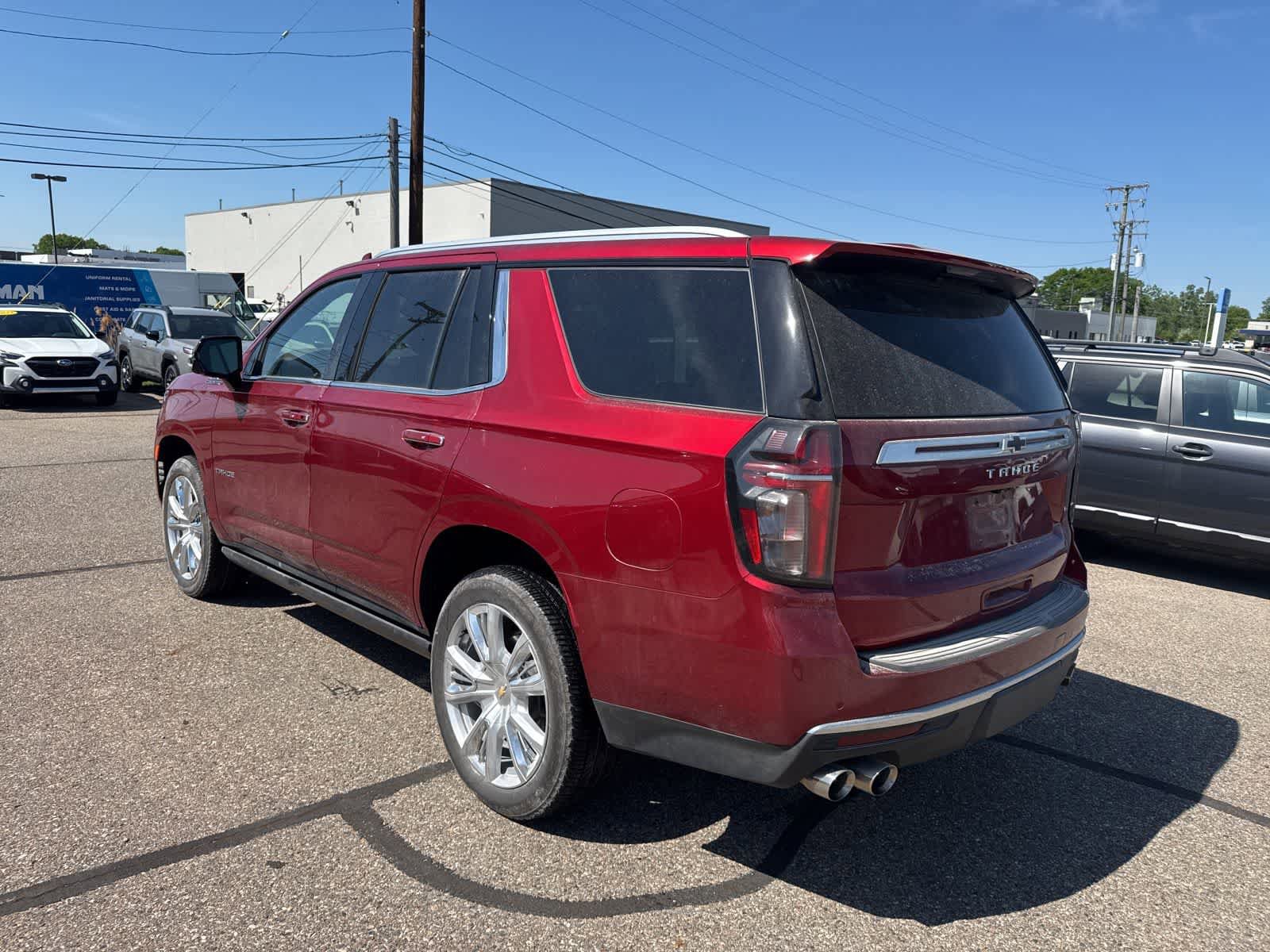 Used 2023 Chevrolet Tahoe High Country w/ Premium Package 2 AWD/4WD video 2