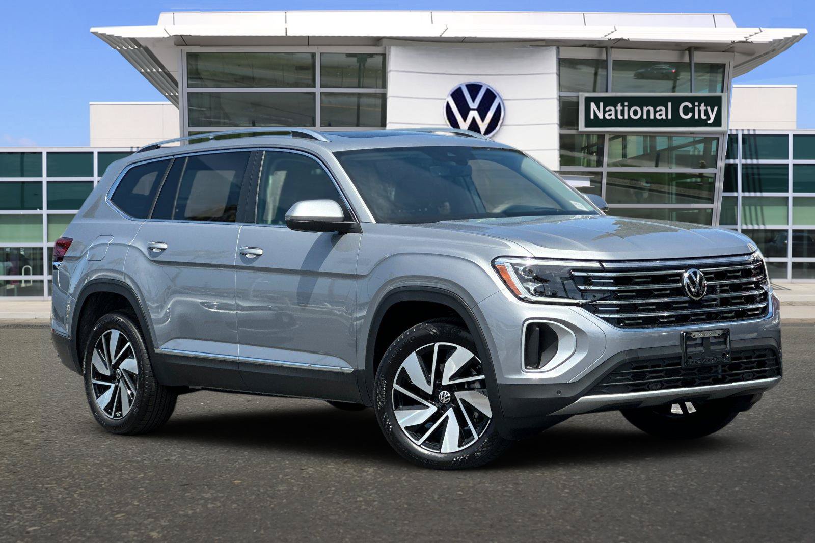 New 2026 Volkswagen Atlas SEL AWD/4WD image 2