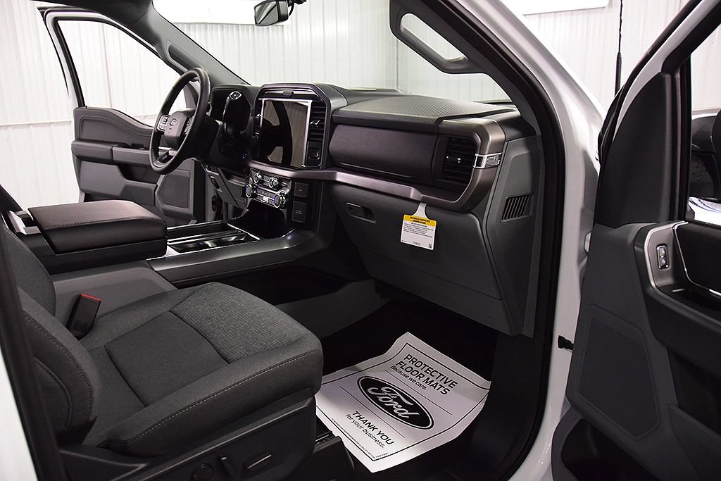 New 2026 Ford F150 XLT w/ Equipment Group 302A MID AWD/4WD image 28