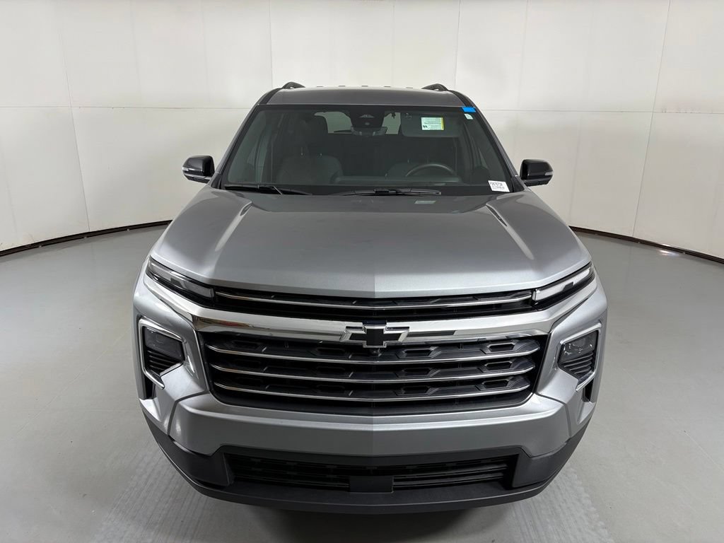 Certified 2026 Chevrolet Traverse LT w/ Driver Confidence Package FWD image 4