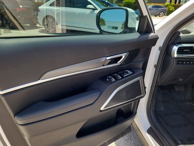 Used 2022 Kia Telluride LX AWD/4WD image 18
