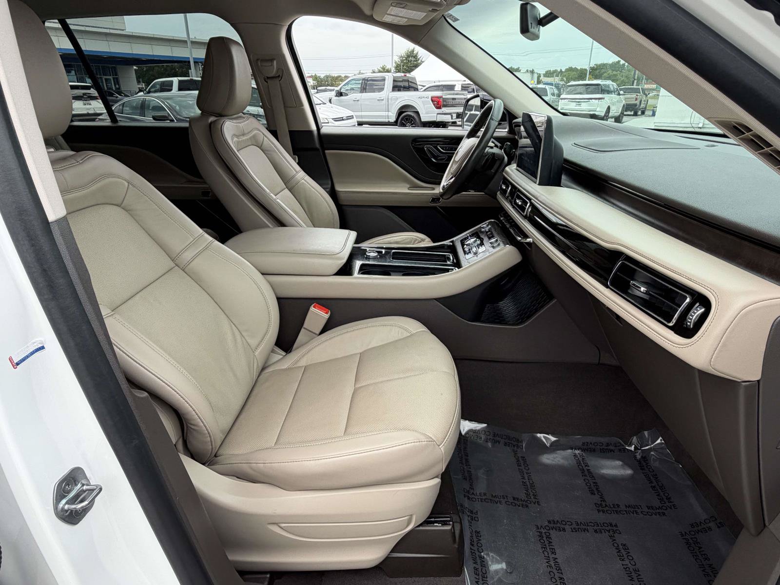 Used 2023 Lincoln Aviator Reserve w/ Elements Package Plus RWD image 28