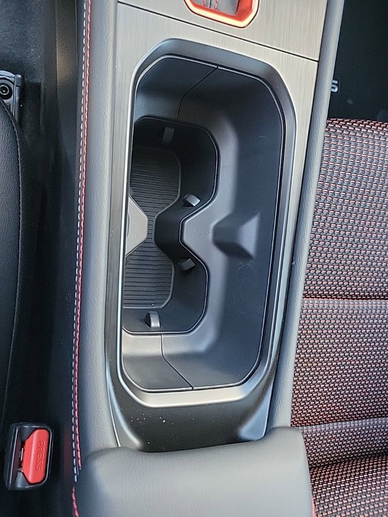 New 2026 Nissan Kicks SR w/ Cold Weather Package image 28