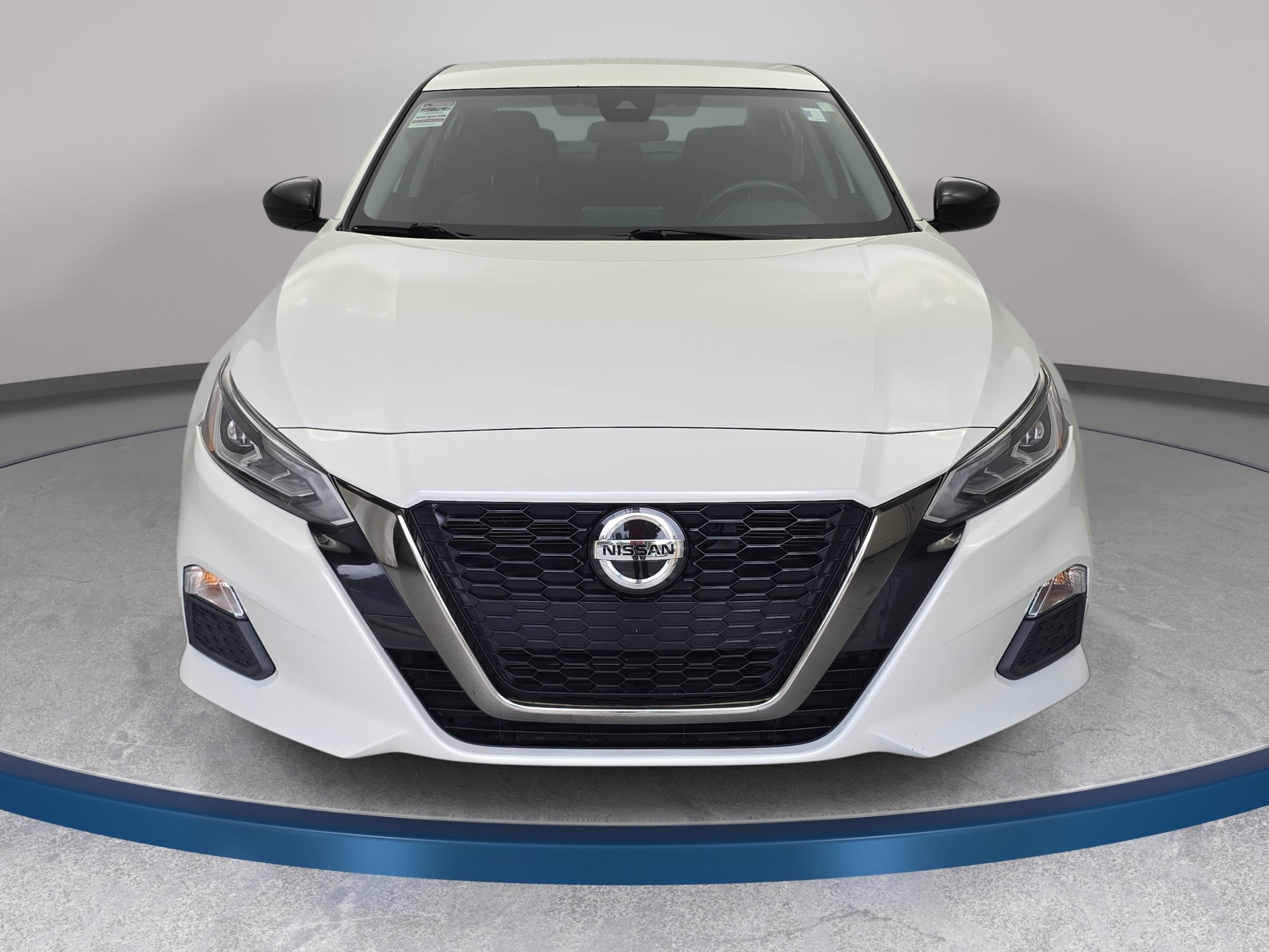 Certified 2022 Nissan Altima 2.5 SR AWD/4WD image 2