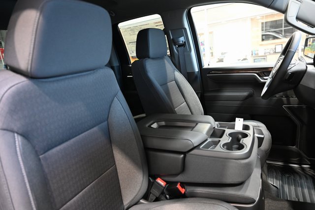 New 2026 GMC Sierra 1500 Elevation image 9