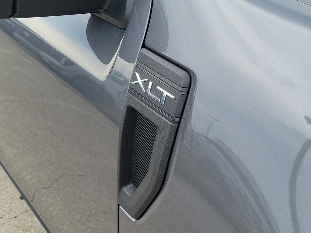 New 2026 Ford Maverick XLT FWD image 8