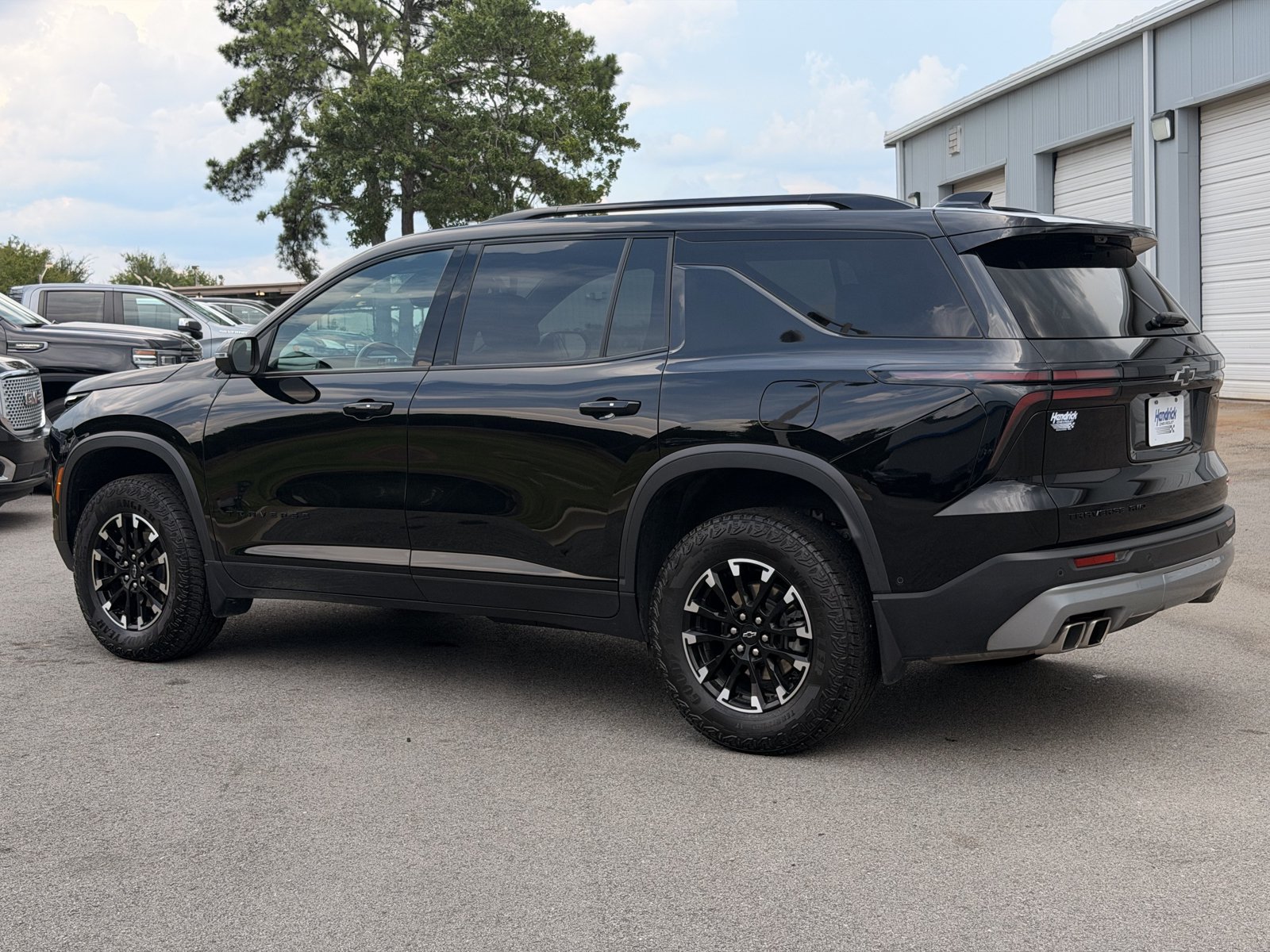 Used 2024 Chevrolet Traverse Z71 w/ Enhanced Driving Package AWD/4WD image 10