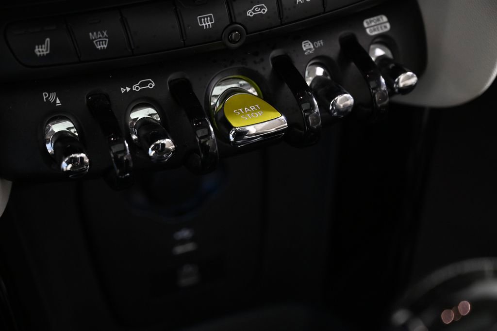 Certified 2023 MINI Cooper SE FWD image 16