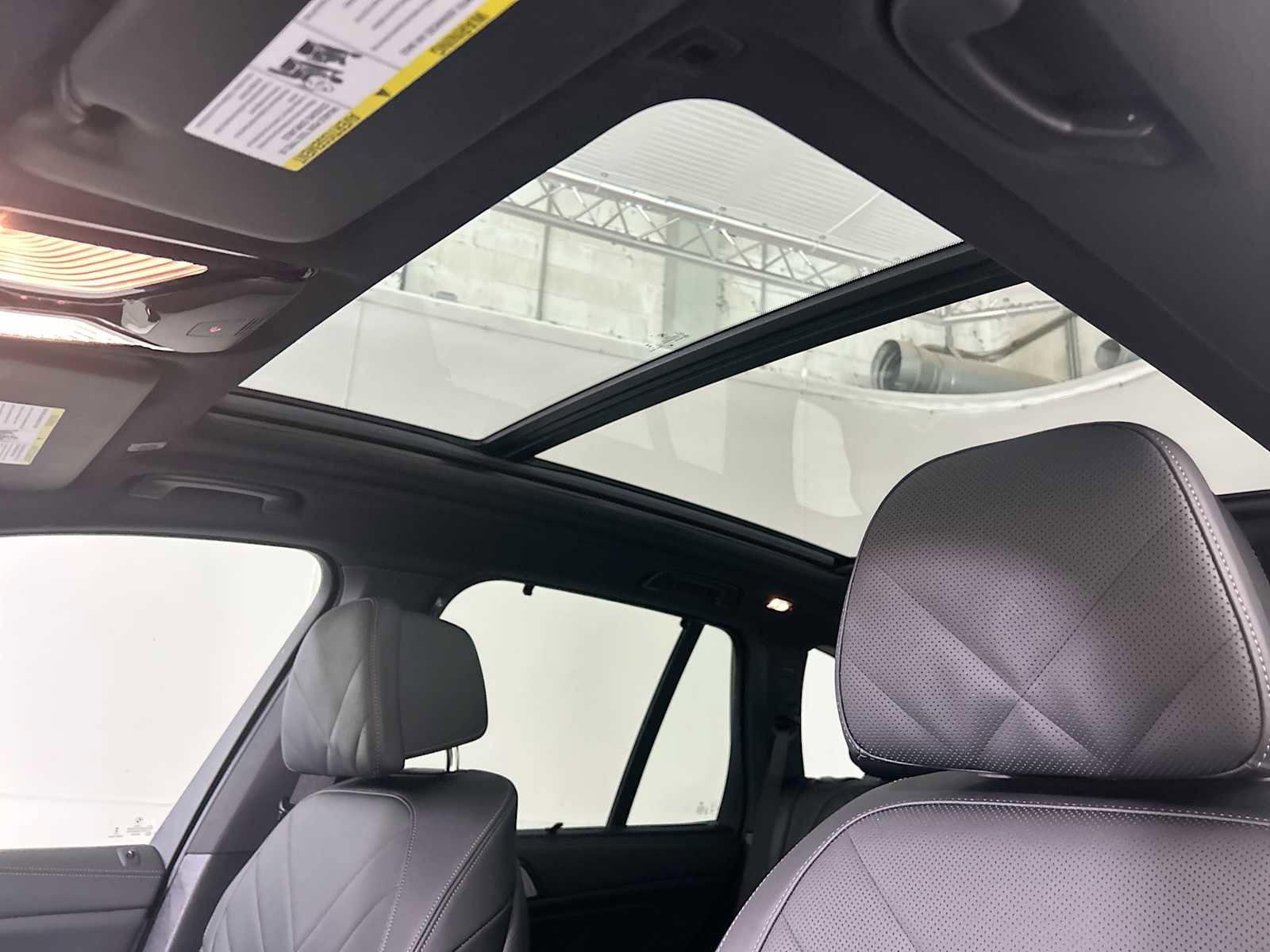 Used 2024 BMW X5 xDrive50e w/ Premium Package image 16