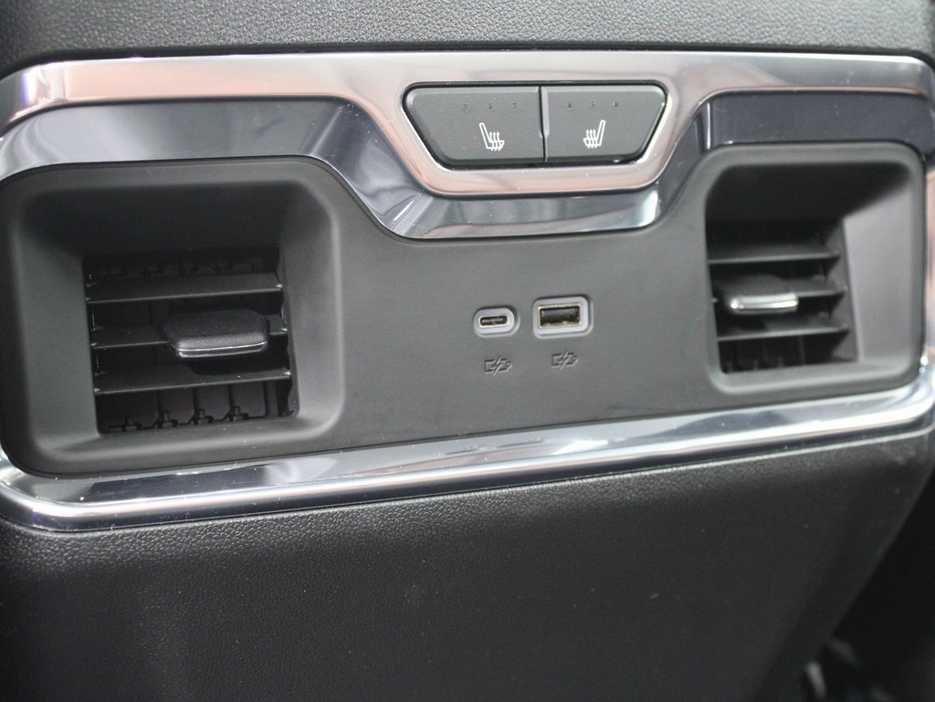 Used 2024 GMC Sierra 2500 Denali Ultimate w/ Max Trailering Package image 11