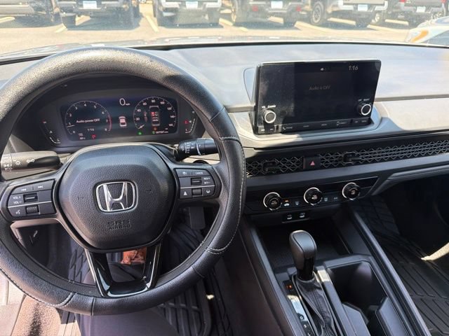 Used 2025 Honda Accord LX image 2