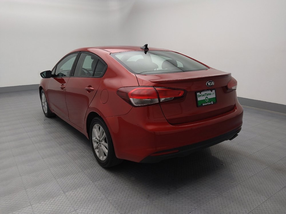 Used 2017 Kia Forte S image 5