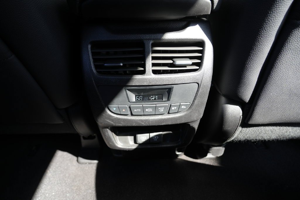 Used 2020 Acura MDX SH-AWD image 43