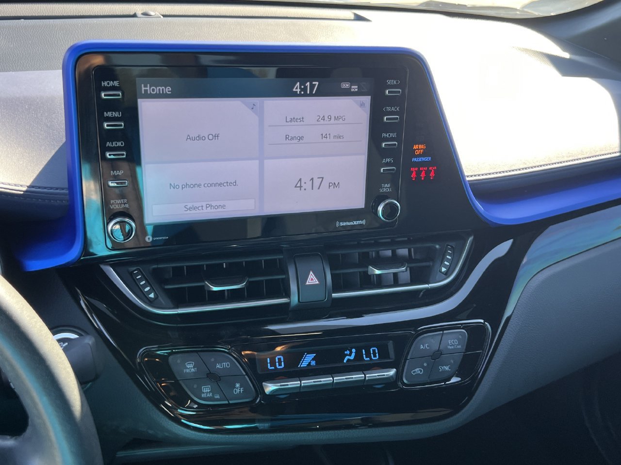 Used 2022 Toyota C-HR XLE FWD image 8