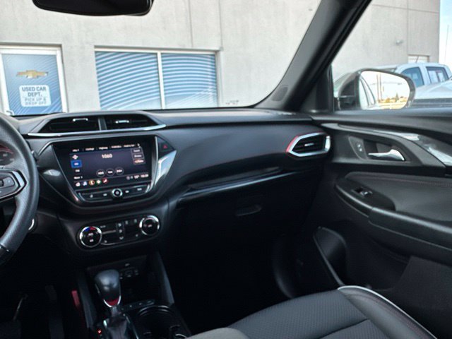 Used 2021 Chevrolet TrailBlazer RS w/ Sun and Liftgate Package AWD/4WD image 25