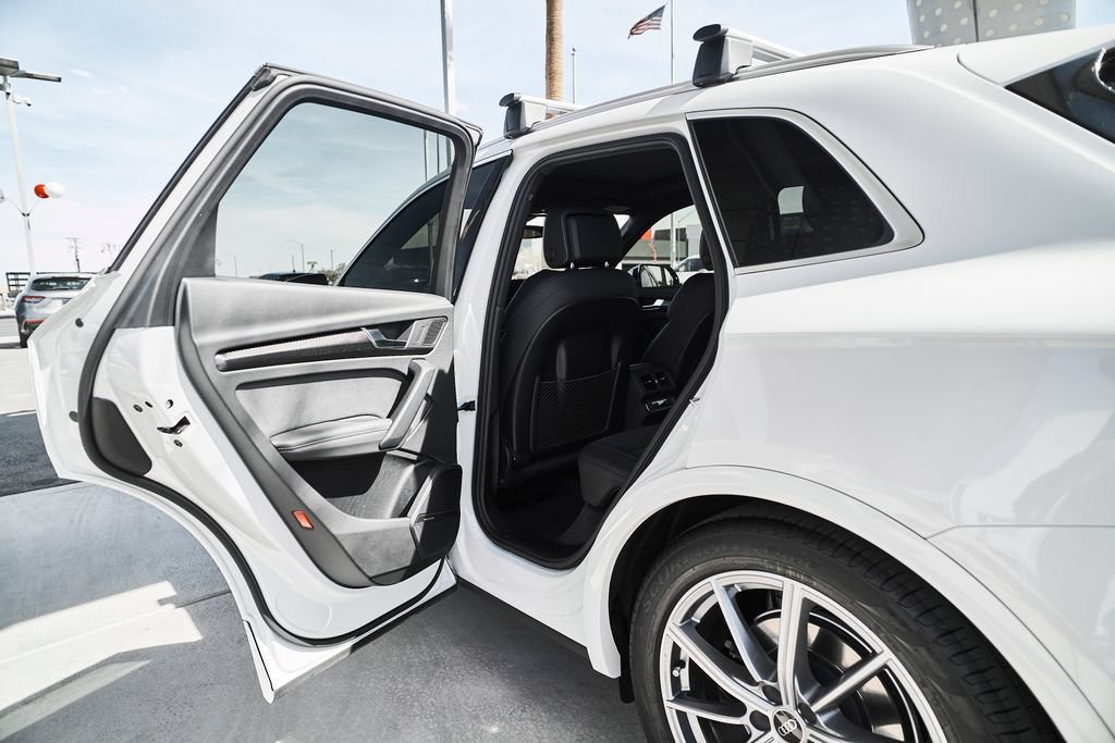 Used 2024 Audi SQ5 Premium Plus AWD/4WD image 16