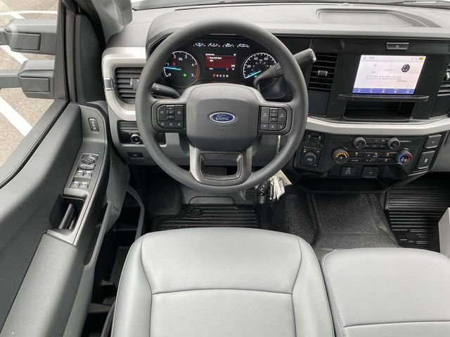 New 2025 Ford F600 2WD Regular Cab Super Duty w/ XL Chrome Package image 10