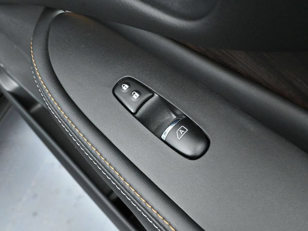 Used 2024 Nissan Murano Platinum AWD/4WD image 45