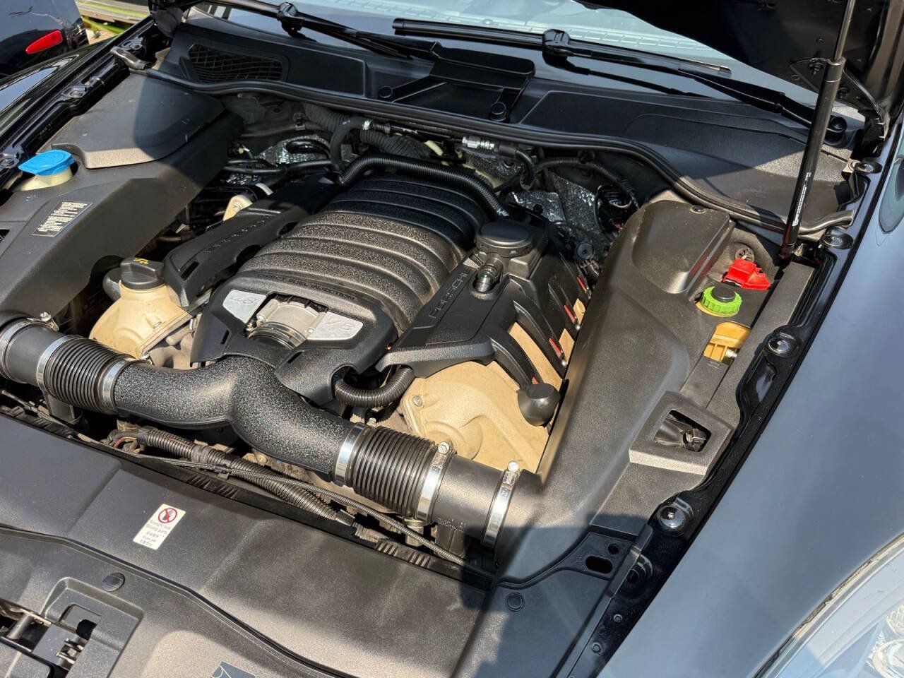 Used 2013 Porsche Cayenne GTS AWD/4WD image 19