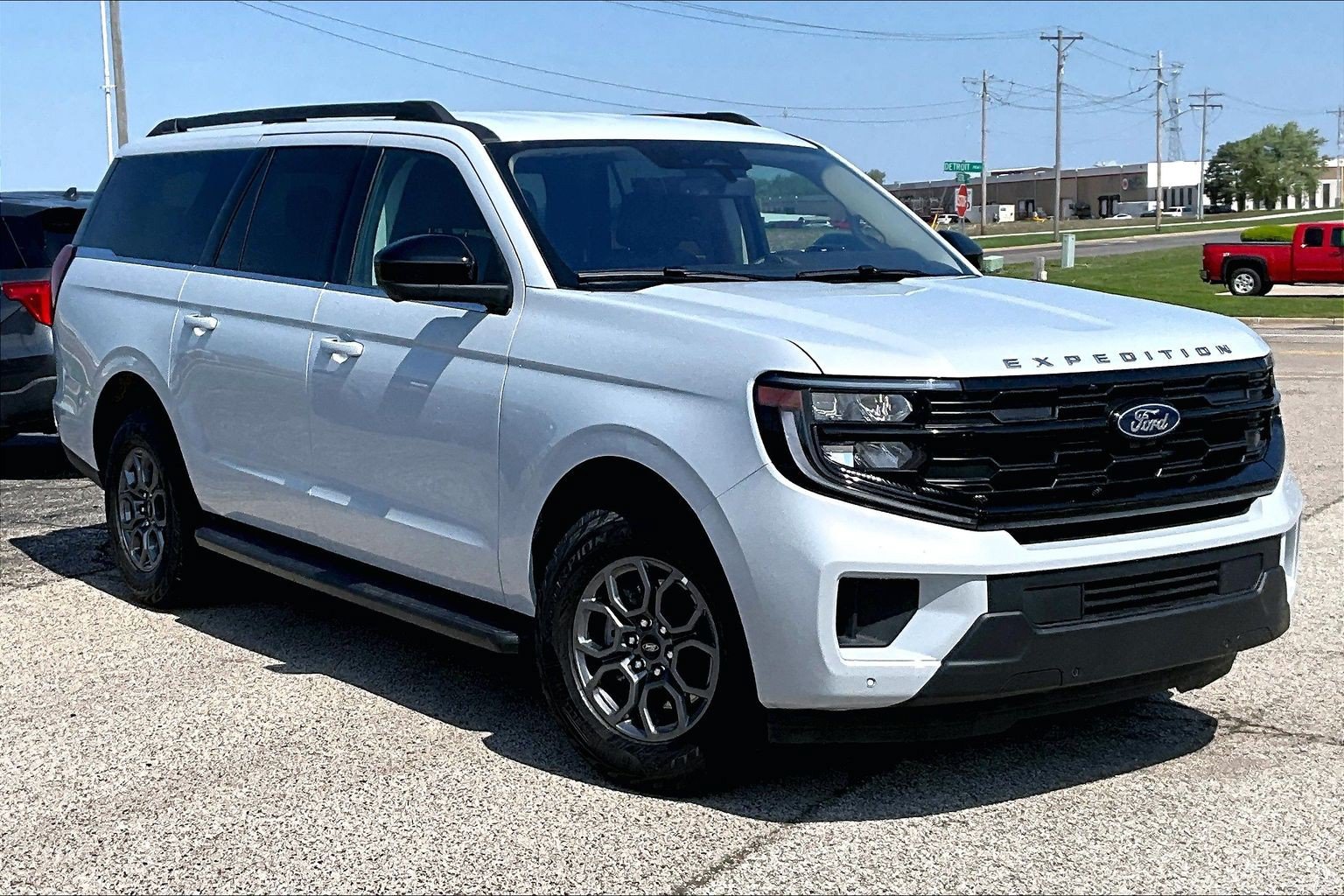 Used 2025 Ford Expedition Max Active RWD image 37