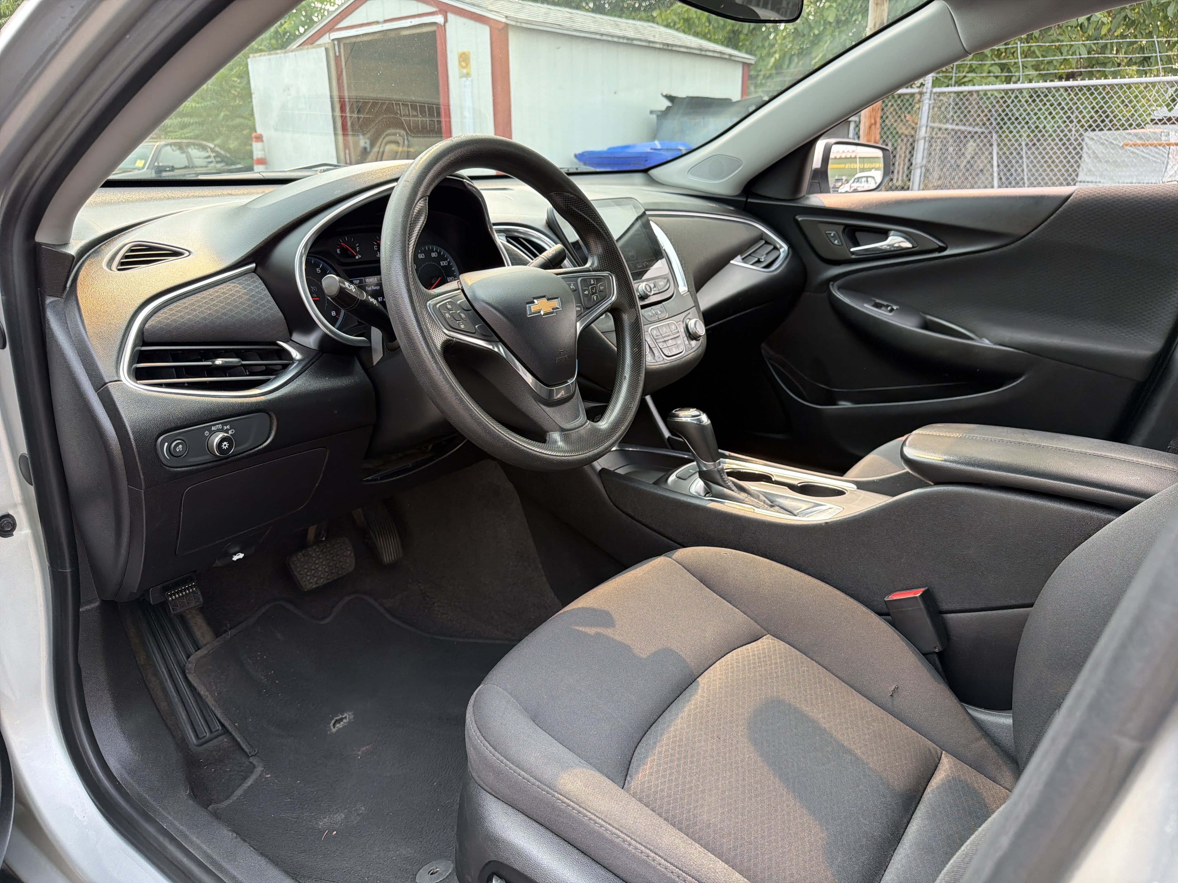 Used 2020 Chevrolet Malibu LT FWD image 7