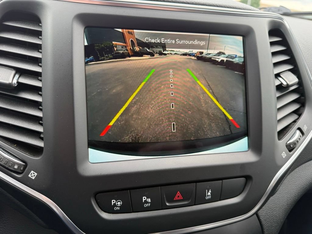 Certified 2023 Jeep Cherokee Altitude Lux AWD/4WD image 19