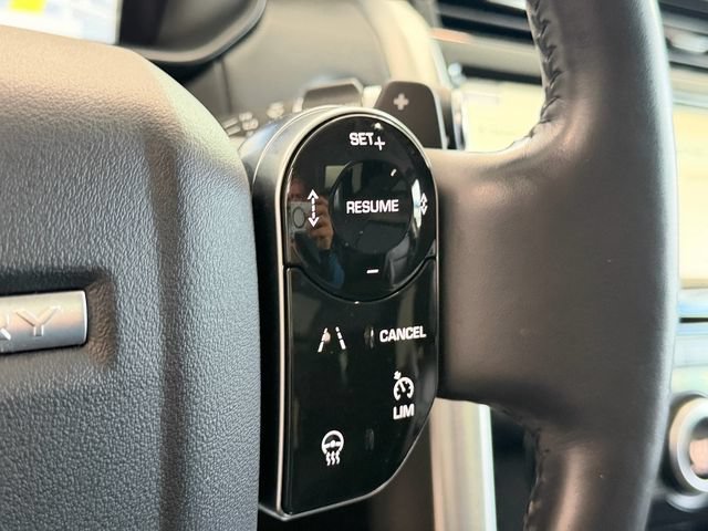 Used 2020 Land Rover Discovery HSE Luxury AWD/4WD image 26