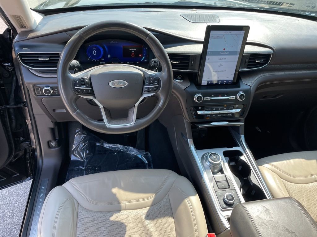 Used 2020 Ford Explorer Platinum w/ Premium Technology Package image 26
