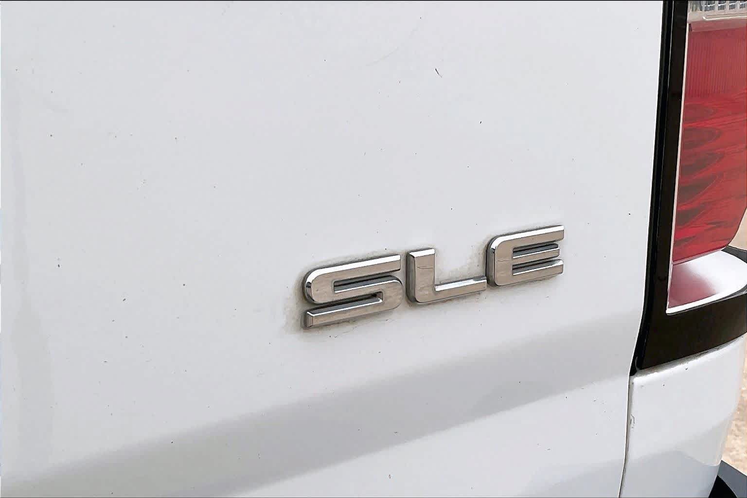 Used 2016 GMC Canyon SLE w/ SLE Convenience Package RWD image 11