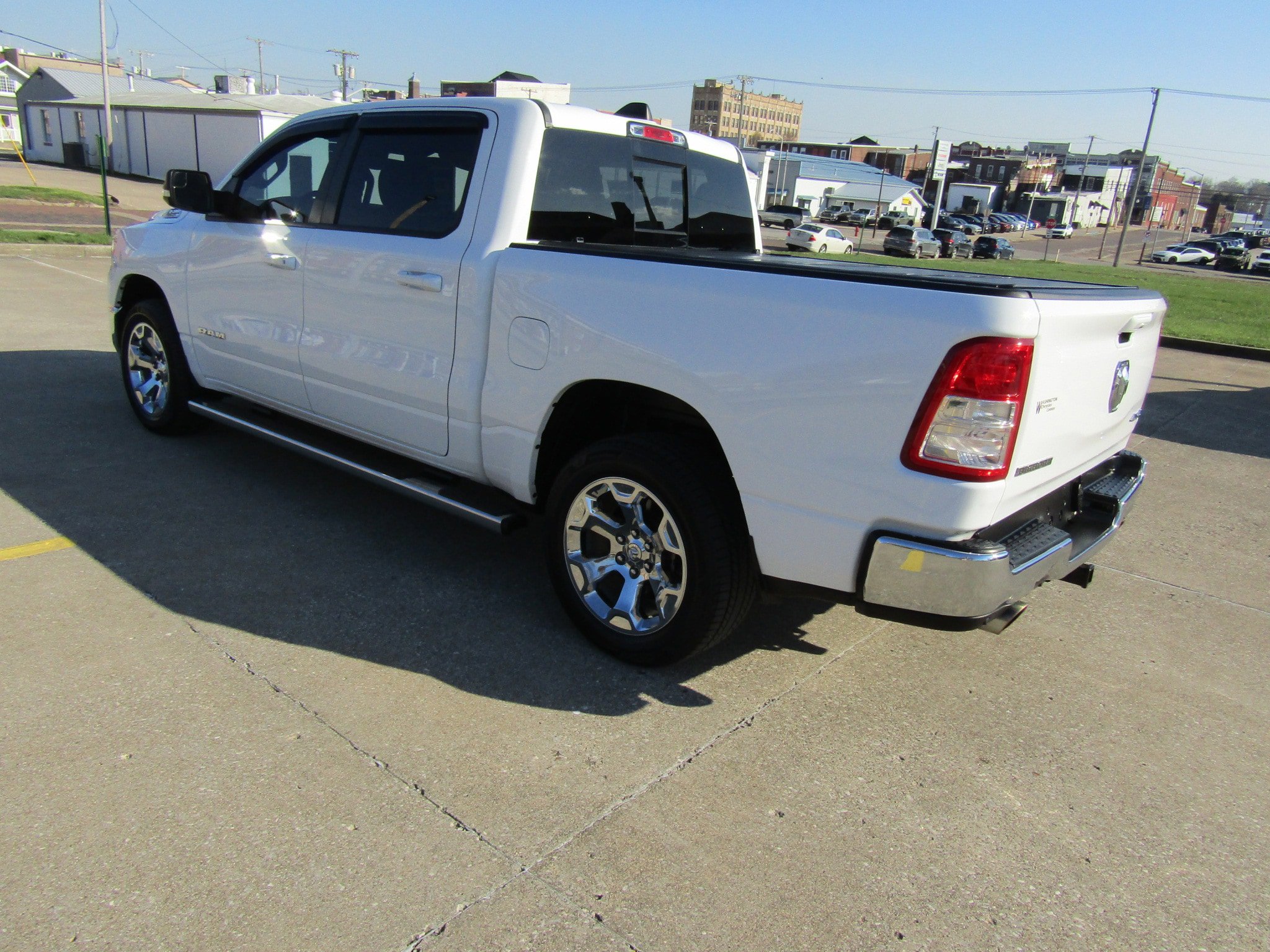 Used 2022 RAM 1500 Big Horn AWD/4WD image 5