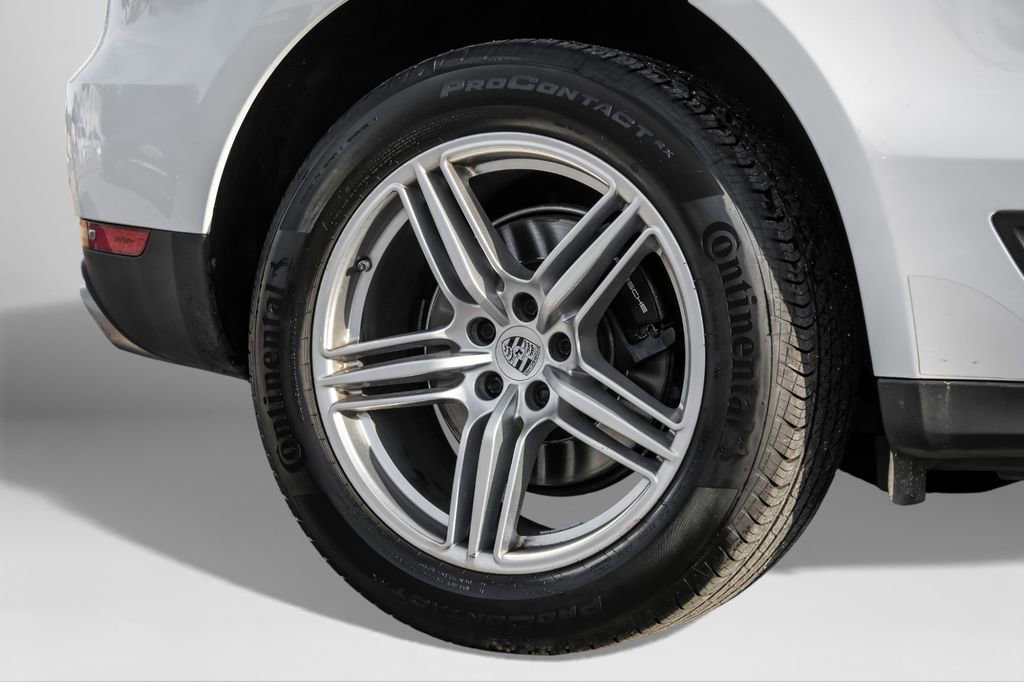 Used 2020 Porsche Macan AWD/4WD image 61